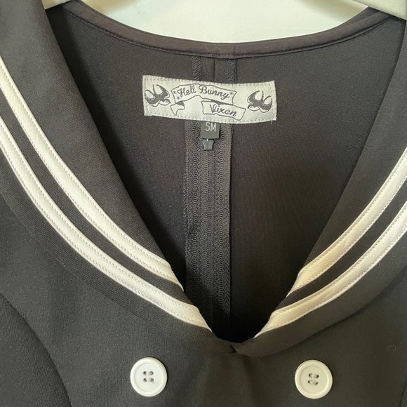 Like new! Sweet, saucy sailor dress - Picture 4 of 5
